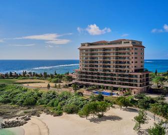 Hotel Shigira Mirage Beach Front - Isla de Miyakojima - Edificio