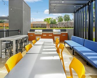Home2 Suites by Hilton Crestview I-10 - Crestview - Gebouw