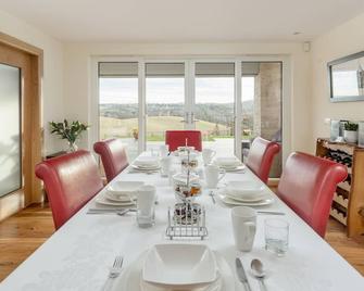 The Queens View Luxury B&B - Linlithgow - Comedor