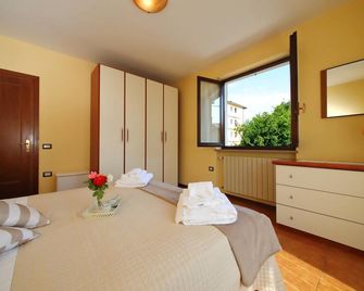 Sunrise in Baveno - Happy Rentals - Baveno - Chambre