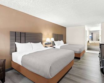 Quality Inn Middleburg Heights near Cleveland Airport - Middleburg Heights - Soveværelse