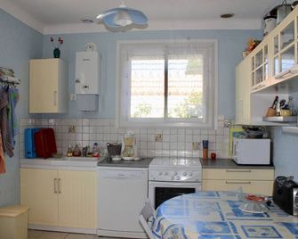 Maison de famille à St Hilaire de Riez - Saint-Hilaire-de-Riez - Cuisine