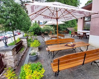 Hotel Grand - Řevnice - Patio