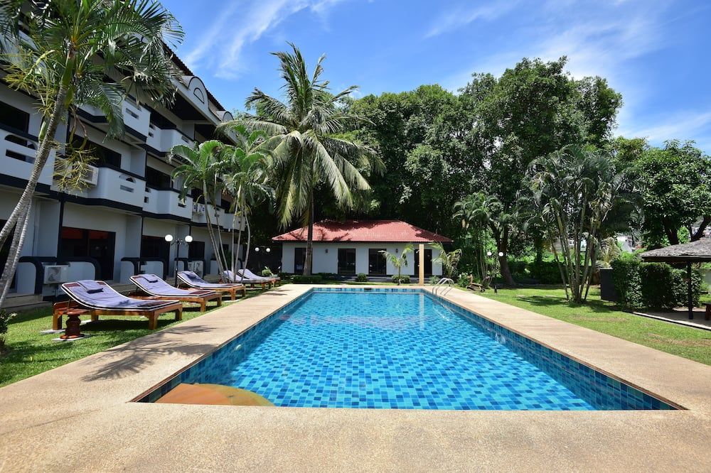 إن آر ناناي باتونج