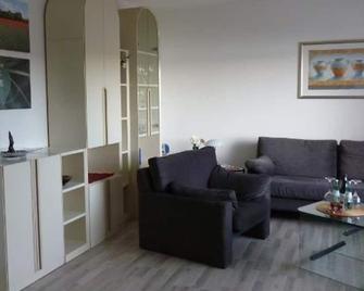 Ferienwohnung Sielbeck, Urlaub Mit Hund, Wlan Verfügbar - Eutin - Wohnzimmer