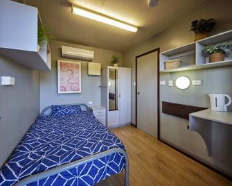 KUR-Cow farm escape 35 minutes from Cairns - Kuranda - Bedroom