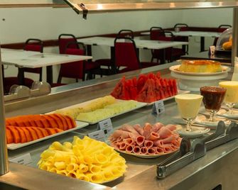 Rede Andrade Guaíra - Curitiba - Buffet