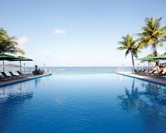 Guam Reef Hotel - Tamuning - Bể bơi