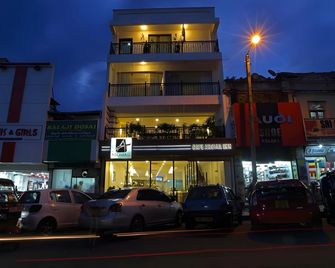 Cafe Aroma Inn - Kandy - Building