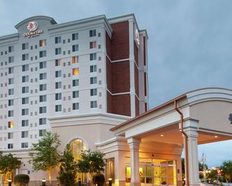 DoubleTree by Hilton Greensboro - Greensboro - Κτίριο