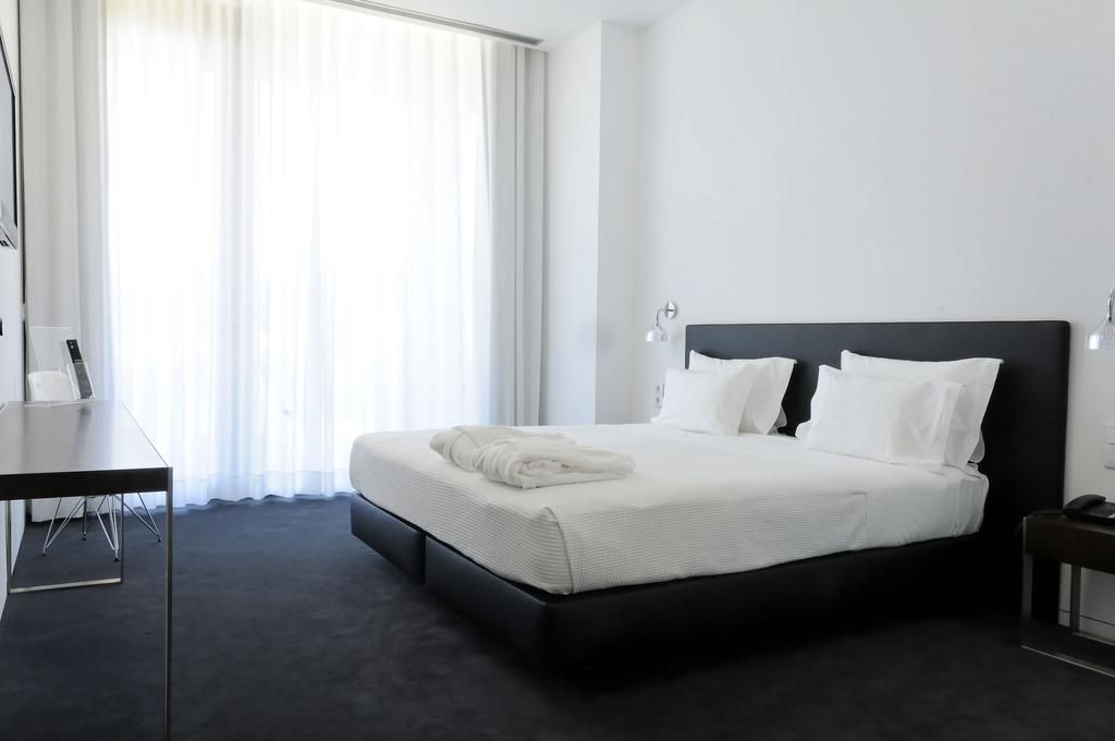 Open Village Sports Hotel & Spa Club - Гимарайнш - Спальня