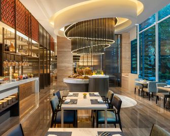 DoubleTree by Hilton Jakarta Kemayoran - Yakarta - Restaurante