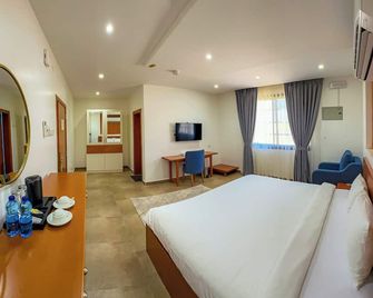 Express City Hotel - Duqm - Duqm - Camera da letto