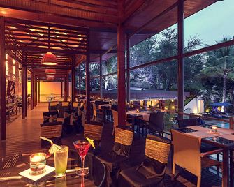 Grand Mercure Bangalore - Bengaluru - Εστιατόριο