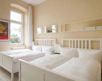 Primeflats - Apartments in Wedding - Berlin - Bedroom