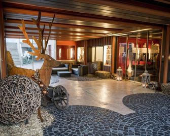 Alpenblick Weggis - Panorama & Alpen Chic Hotel - Weggis - Salónek