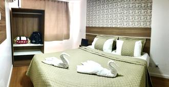 Farol da Barra Suites e Hostel - Salvador - Phòng ngủ