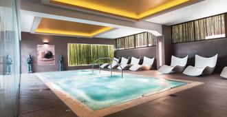 Hotel Riu Bravo - Palma de Mallorca - Pool