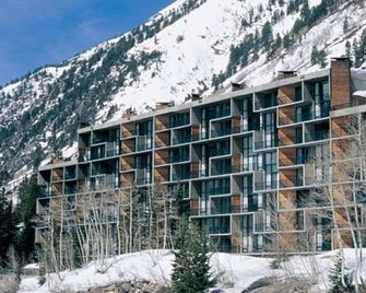 For Rent Unit 415 Snowbird-Iron Blosam-Sleeps 4 Prs - Sandy - Gebouw