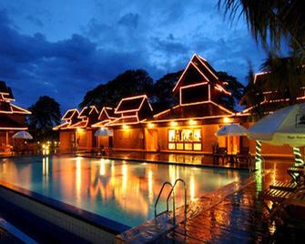 Royal Kaytumadi Hotel - Taungoo - Pool
