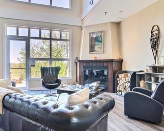 Hotel Lac Brome - Lac Brome - Living room