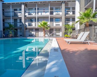 Rodeway Inn Near Ybor City - Casino - Tampa - Pool
