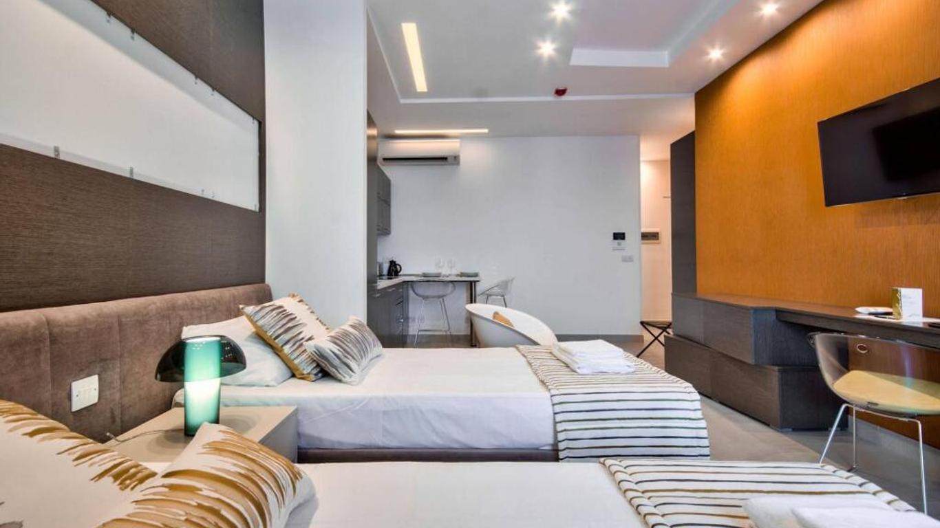 Jules Suites