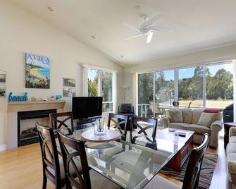 Avila Beach Escape Near Ocean, Sleeps 6 - Avila Beach - Dining room