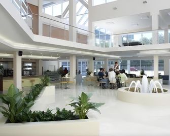 Petro Sport Hotel - San Petersburgo - Lobby