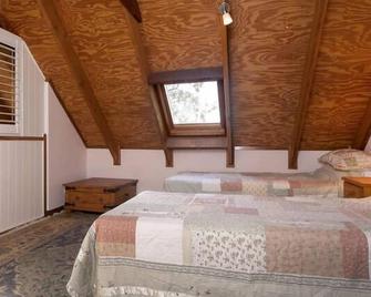 Arinya Lodge - Mountaintop Wilderness Escape - Vacy - Habitación
