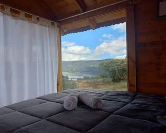 Camping San Francisco - Cabaña, Teepee & Zona de Camping - Guatavita