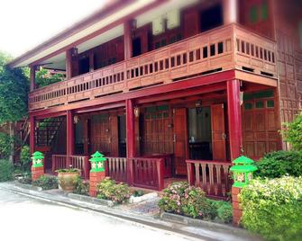 Jaroenrat Resort - Samut Songkhram - Building