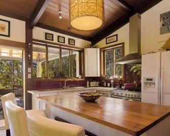 'serendip' At Mullumbimby Creek, Byron Hinterland - Mullumbimby - Dining room