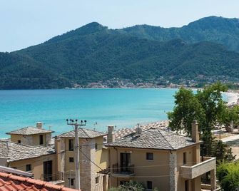 Ellinas Hotel - Chrisi Ammoudia - Buiten zicht