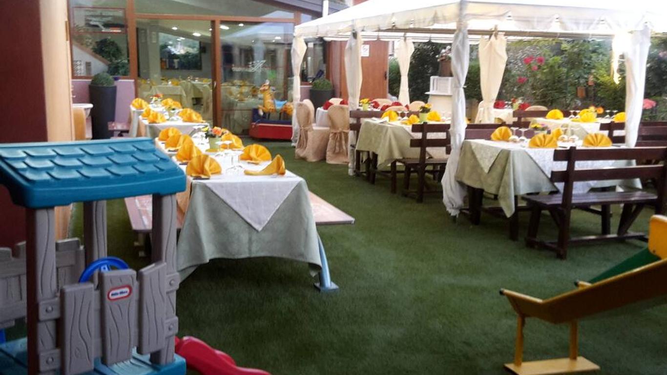 Hotel Ristorante Supersonik