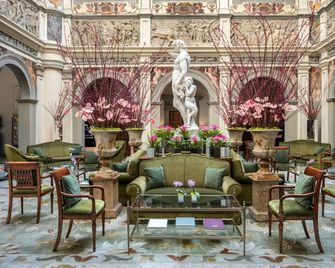 Four Seasons Hotel Firenze - Florencja - Lobby