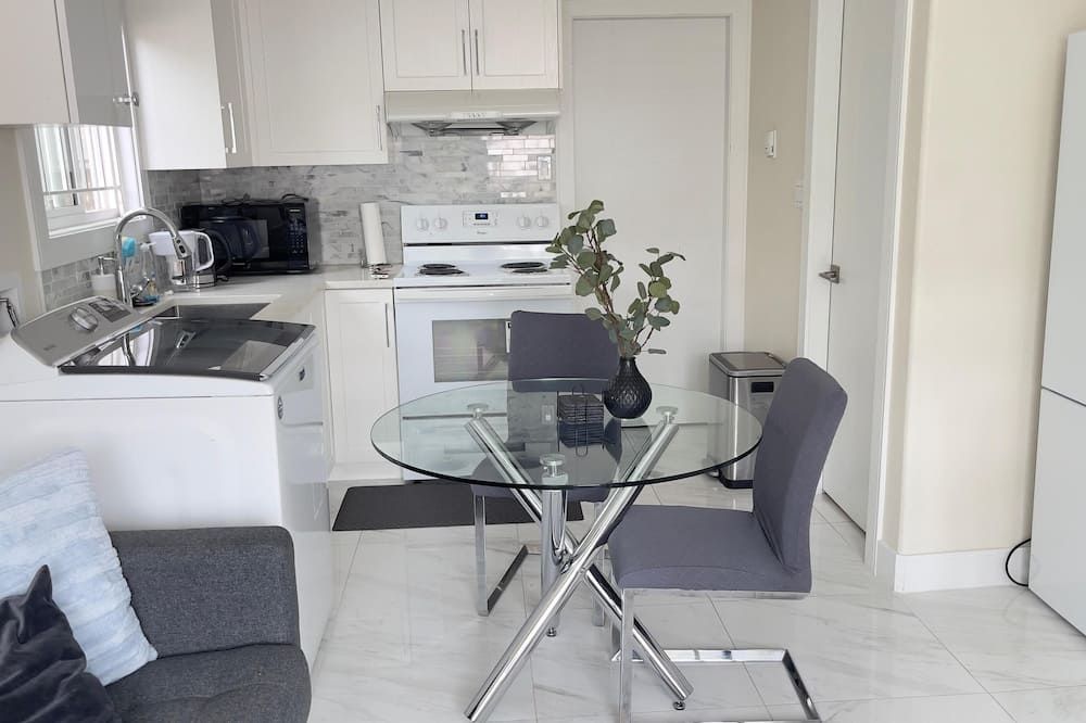 Modern Spacious 1br Minutes Away From Ma - ונקובר - מטבח