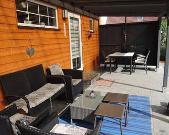 Holiday Home in Stepnica Near Szczecin Lagoon - Stepnica - Patio