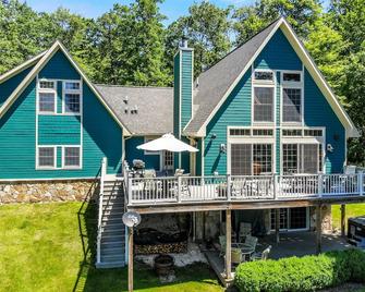 Mount Lakemore - Swanton - Edificio