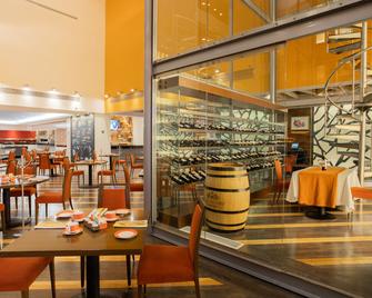 蒙特雷皇家卡米諾酒店 - 加爾薩加西亞 - Monterey/蒙特里杰克 - 餐廳