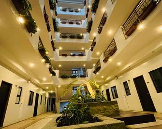 Bristle Ridge (Dmci) - Baguio - Lobby