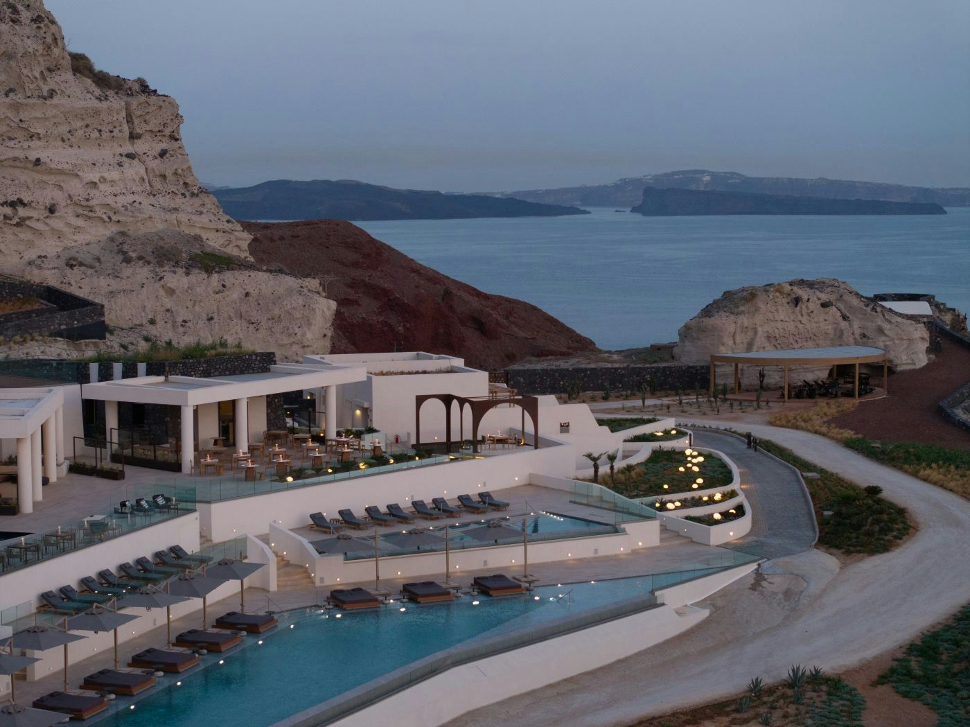 Santo Mine Oia Suites - Oia - Bangunan