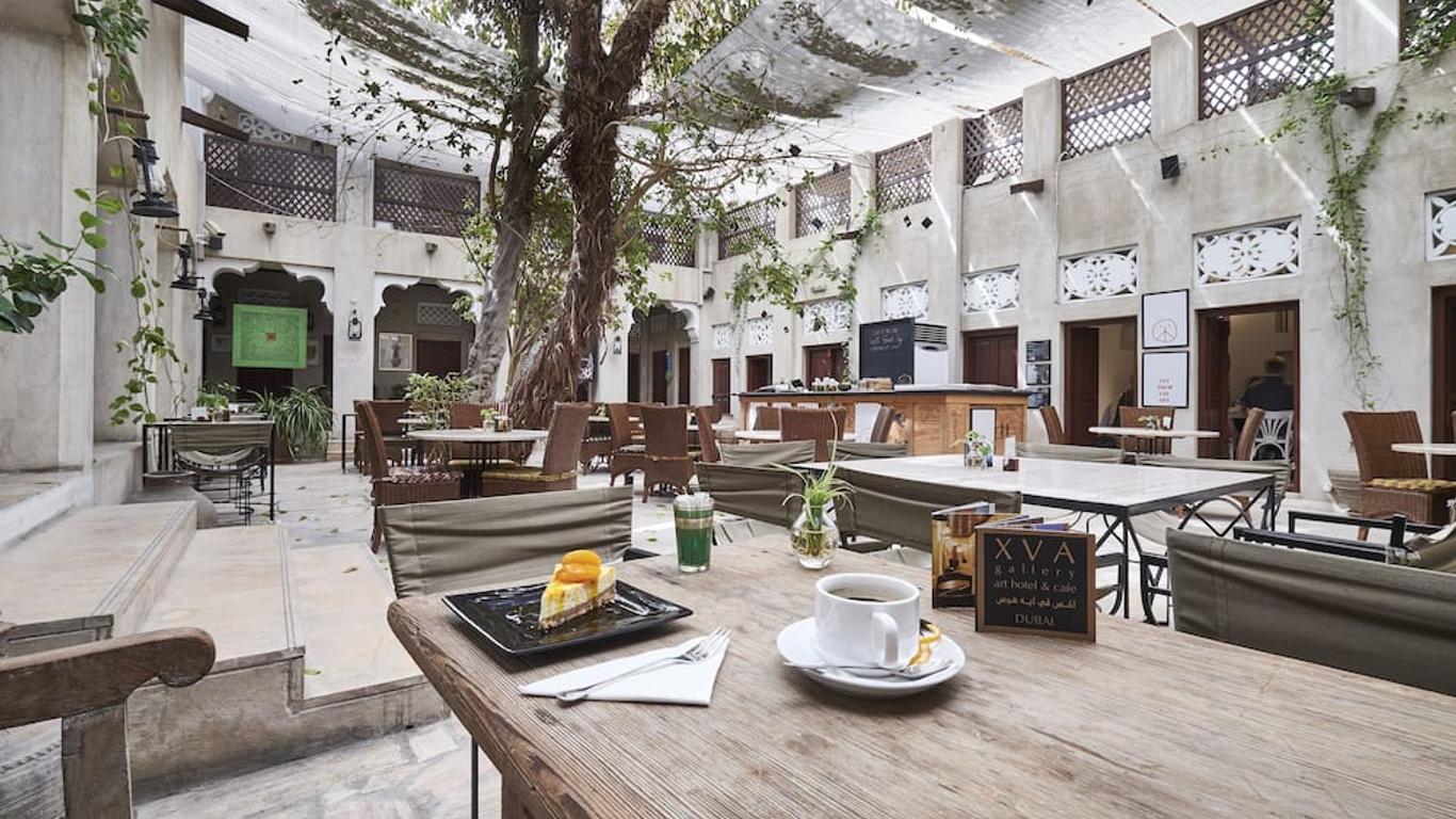 فندق إكس في آيه آرت