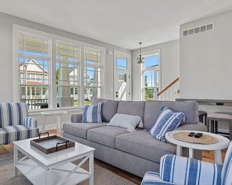Harbor Shores Hideaway - Saint Joseph - Вітальня