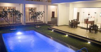 The Suite 262 - Negombo