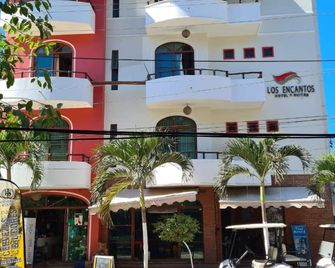 Hotel y Suites Los Encantos - Sayulita - Edificio