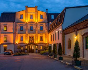 Romantic Boutique Hotel & Spa - Panevėžys - Gebäude