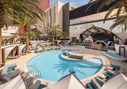 Las Vegas Hilton at Resorts World Pool Pictures & Reviews