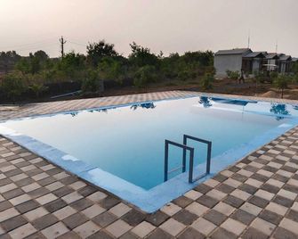 Jay Jalaram Farm and Restaurant - Sasan Gir - Pool