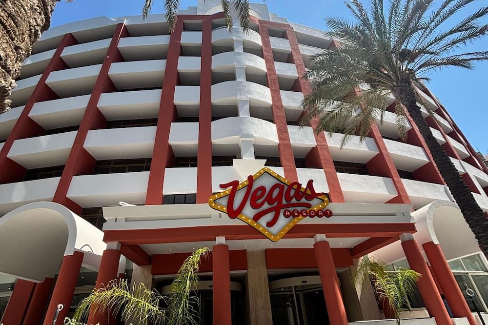 Vegas Resort - סנט ג'וליאנס - בניין
